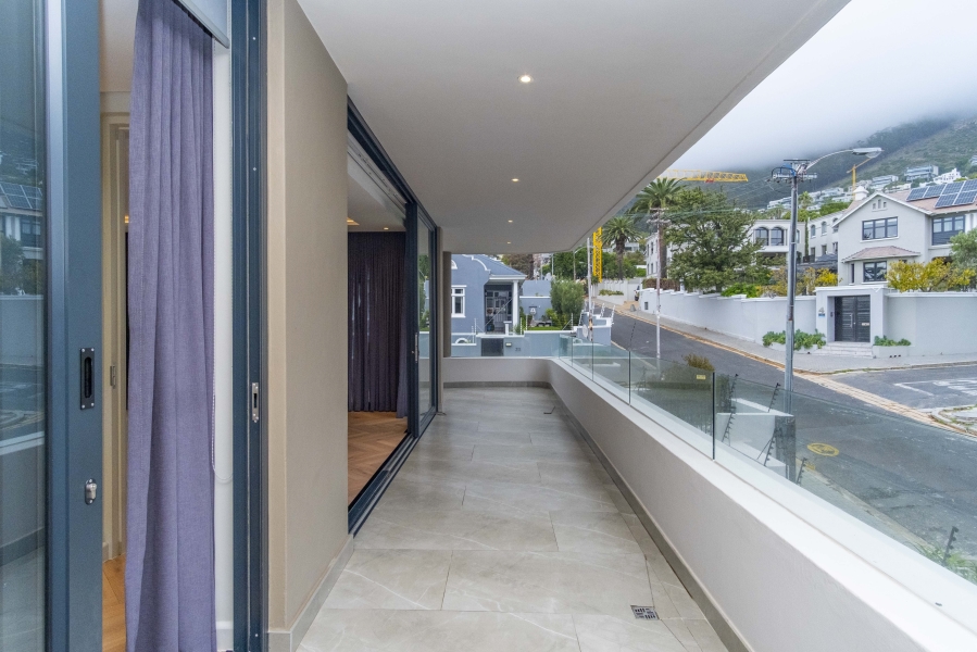 To Let 2 Bedroom Property for Rent in Fresnaye Western Cape